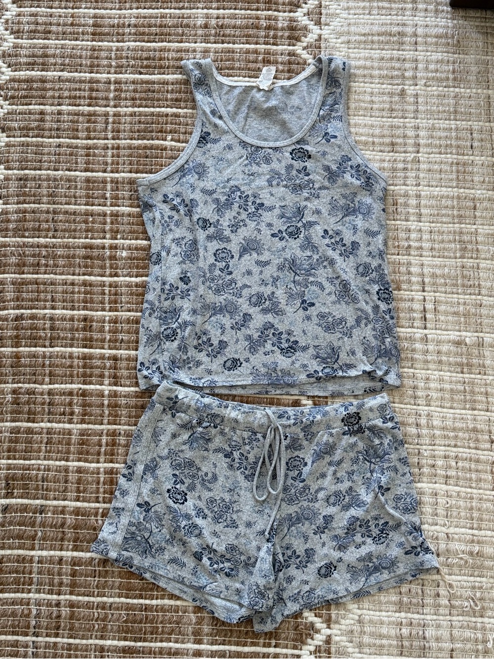 Lucky Brand Gray Floral Tank & Shorts Sleep Set